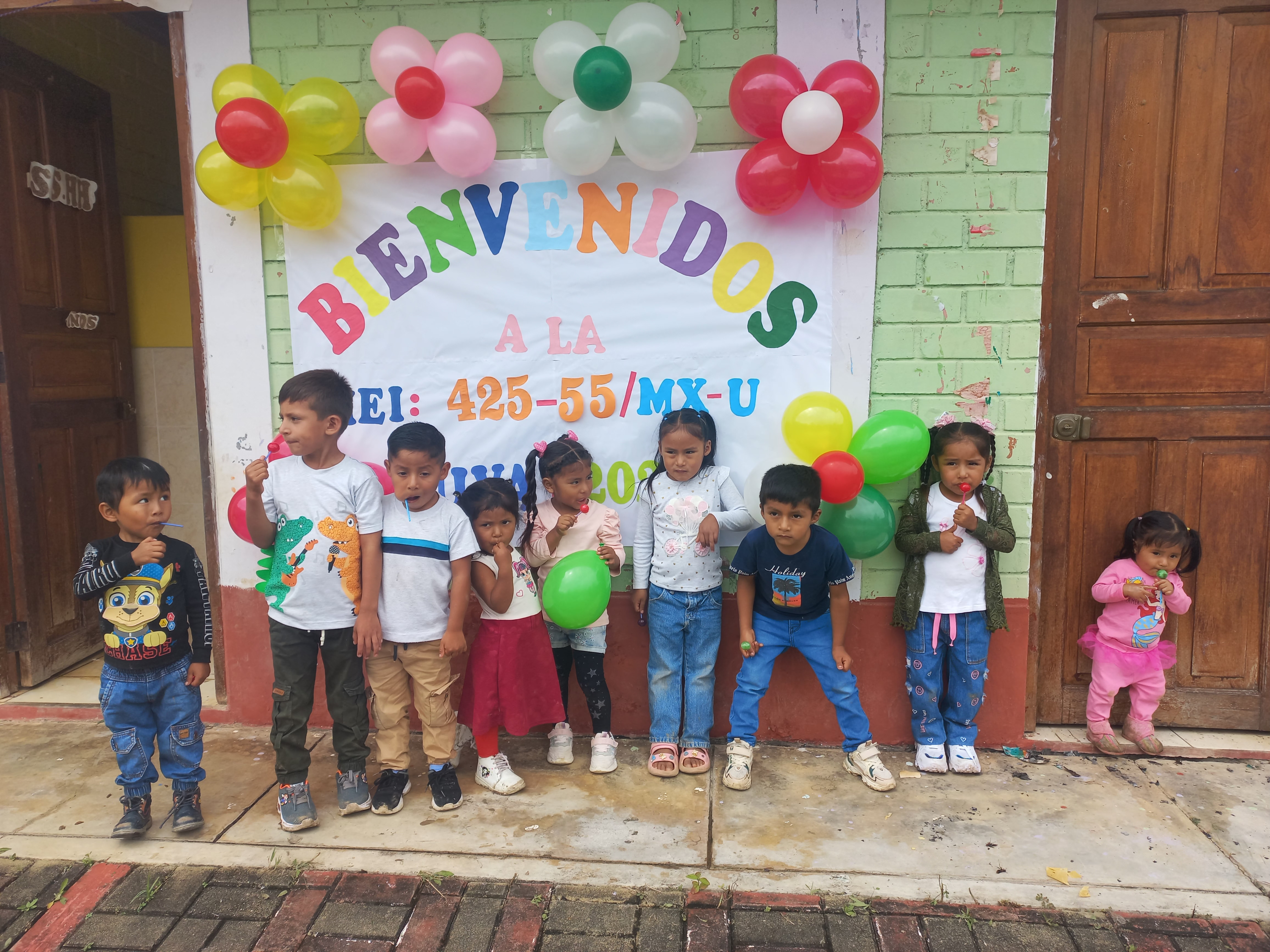 LOS NIÑOS Y NIÑAS DE LA IEI 425-55 DE UNION VISTA ALEGRE